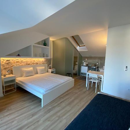 Sobe “Zavjetrina” Apartment Murter Bagian luar foto