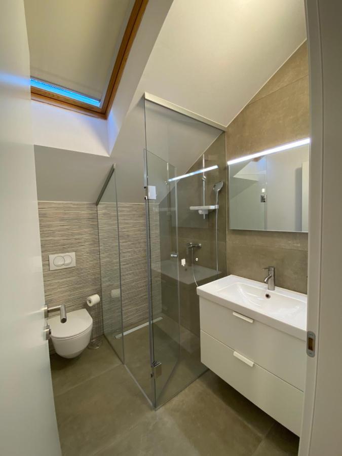 Sobe “Zavjetrina” Apartment Murter Bagian luar foto